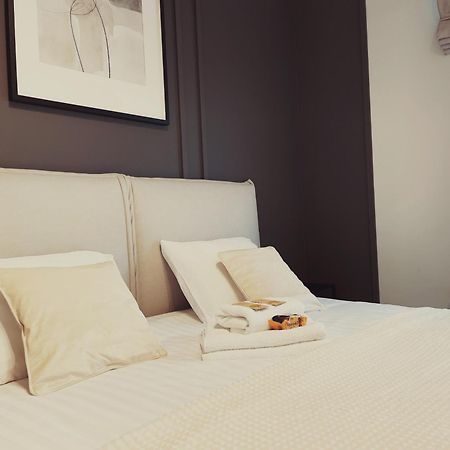 Finezja Apartment With Private Parking Torun Bagian luar foto